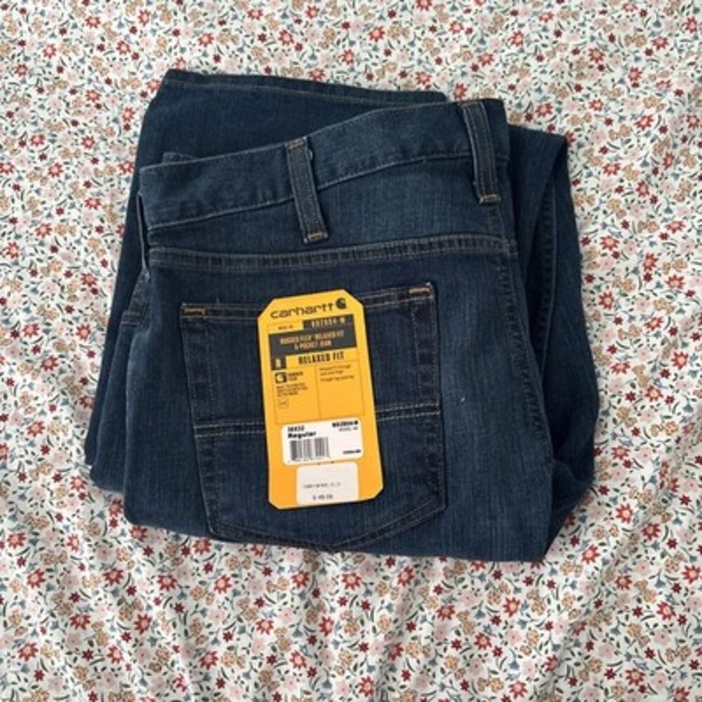 NWT Carhartt Relaxed Fit Rugged Flex Jeans Mens 36x32 BD2804-M Denim READ